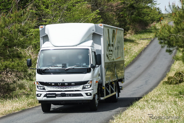 三菱ふそう eキャンター 新型