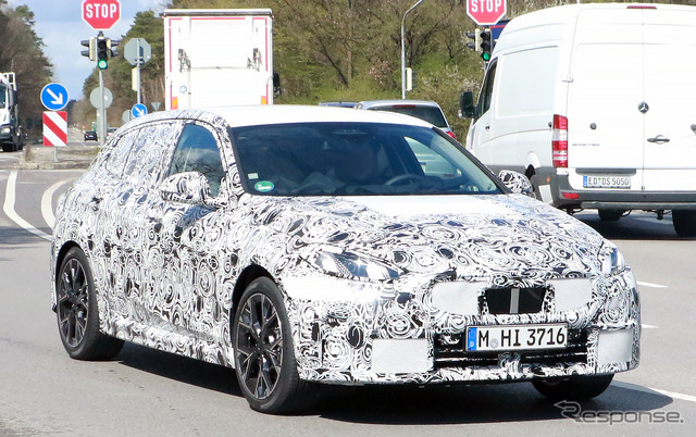 BMW 1シリーズ 次期型プロトタイプ(スクープ写真)