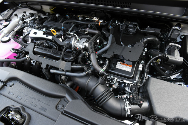 トヨタ プリウスPHEV