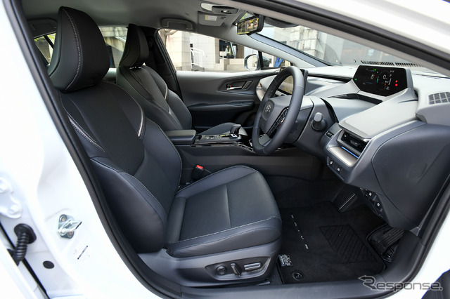 トヨタ プリウスPHEV