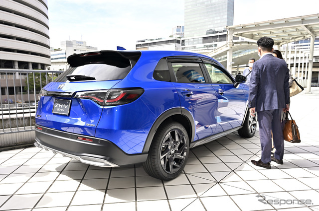 ホンダ ZR-V 純正アクセサリー装着車 Premium Style(プレミアムスタイル)