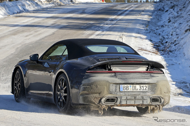 ポルシェ 911 カブリオレ 改良新型(スクープ写真)