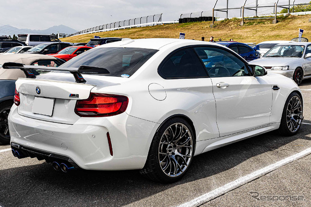 BMW M2×レイズ ボルクレーシング G16