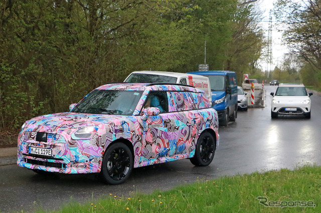 MINI クロスオーバーEV 次期型プロトタイプ(スクープ写真)