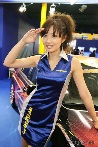 【Today's オートガール】コンパニオン写真蔵…東京オートサロン09 その2