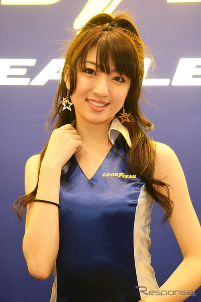 【Today's オートガール】コンパニオン写真蔵…東京オートサロン09 その2