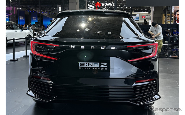 ホンダe:NP2プロトタイプ(上海モーターショー2023)