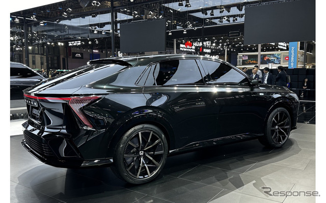 ホンダe:NP2プロトタイプ(上海モーターショー2023)