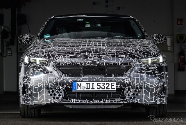 BMW i5 の「M60 xDrive」のプロトタイプ