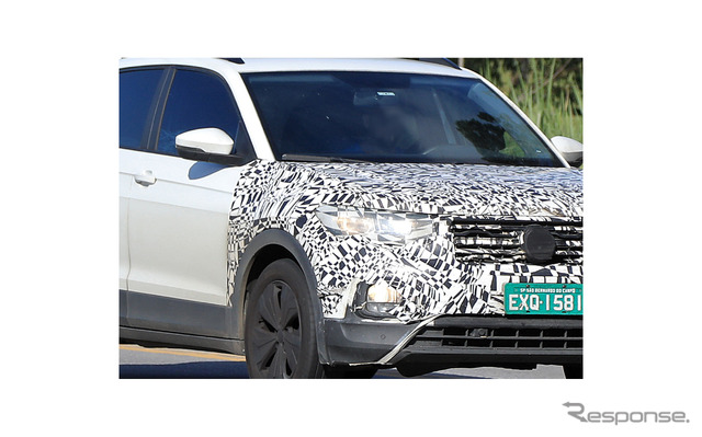 VW T-Cross 改良新型プロトタイプ（スクープ写真）