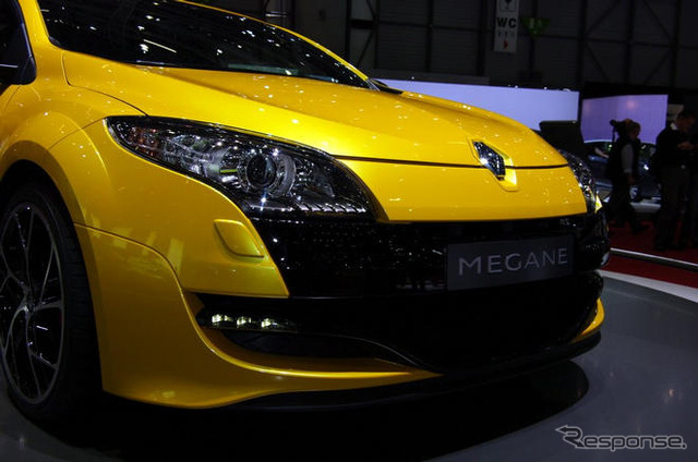 【ジュネーブモーターショー09ライブラリー】ルノー メガーヌ ルノースポール250