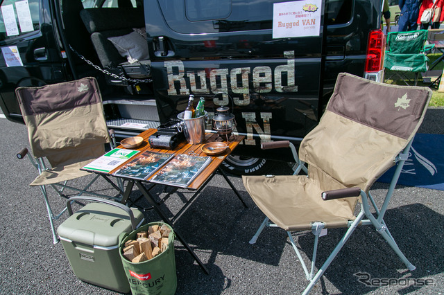 リーズナブルな「ハイエース」バンコン「Rugged VAN(ラギッドバン)」に若者たちが注目……神奈川キャンピングカーフェア