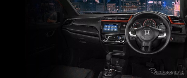 ホンダ・ブリオ 改良新型の「RS」