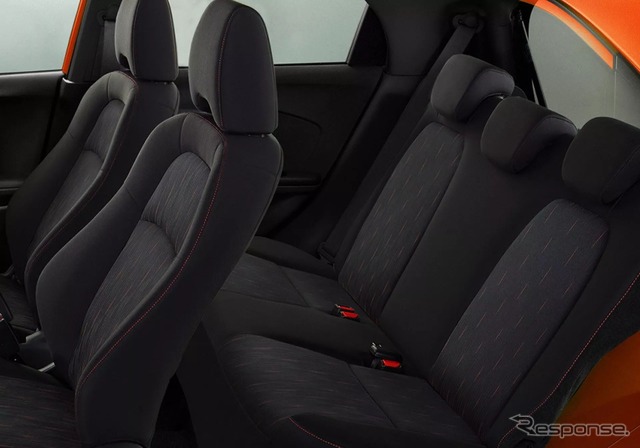 ホンダ・ブリオ 改良新型の「RS」