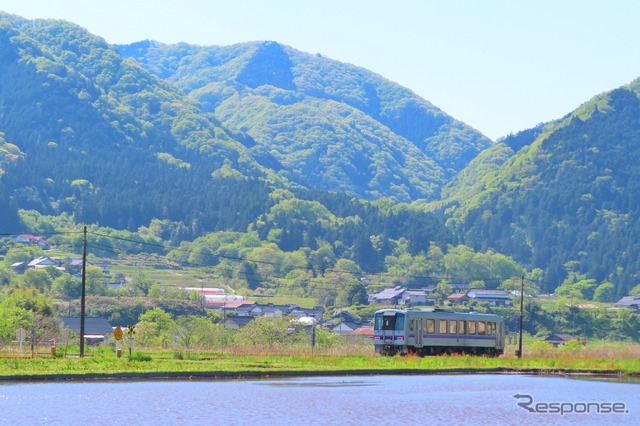 東城-備後落合間の再開が5月下旬から7月下旬へずれ込む見込みの芸備線。