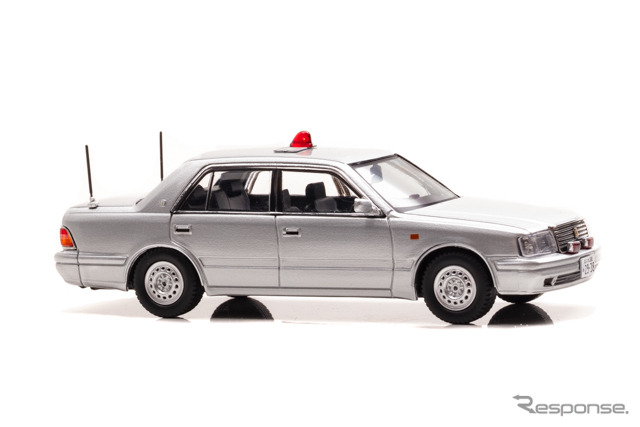 RAI'S 1/43 トヨタ クラウン(JZS 155Z)2000 大阪府警察交通部交通機動隊(覆面 銀)