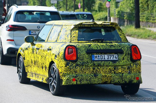 MINI クーパー5ドア 次期型プロトタイプ(スクープ写真)