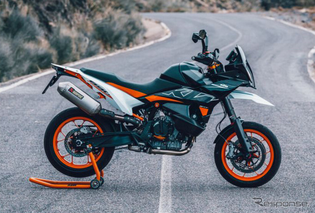 KTM 890SMT