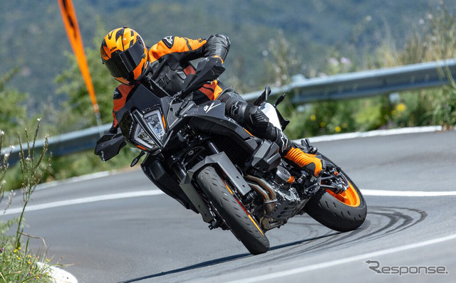 KTM 890SMT