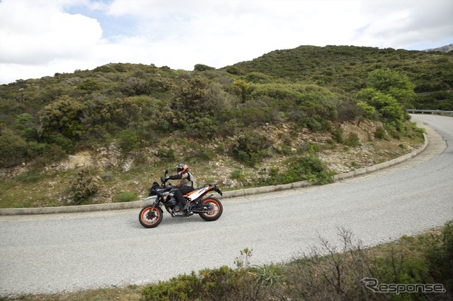 KTM 890SMT