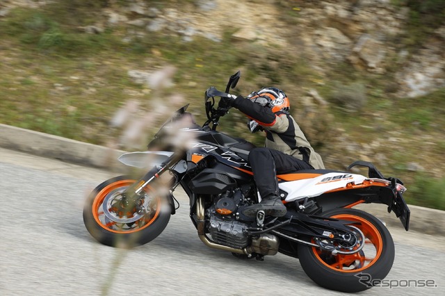 KTM 890SMT