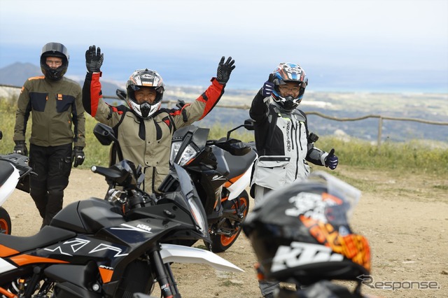KTM 890SMT