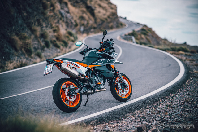 KTM 890SMT