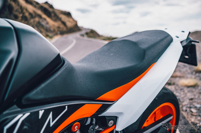 KTM 890SMT