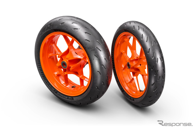 KTM 890SMT