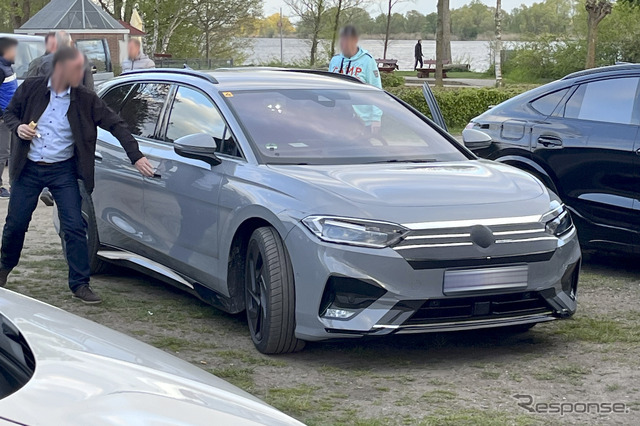 VW ID.7 派生ワゴンのプロトタイプ(スクープ写真)