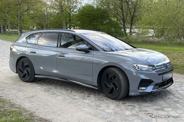 VW ID.7 派生ワゴンのプロトタイプ(スクープ写真)
