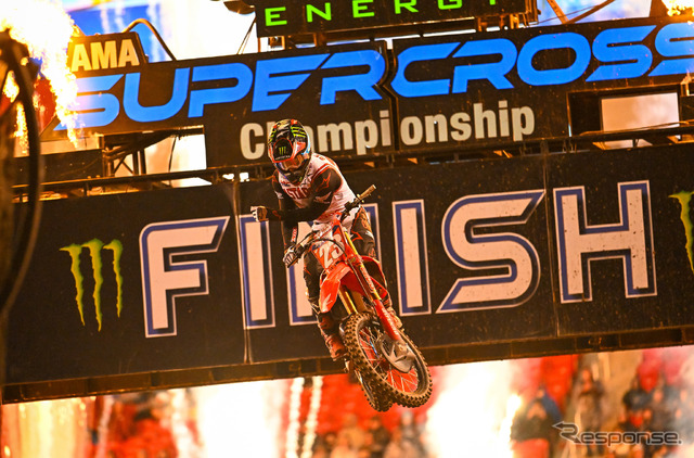 チェイス・セクストン選手とCRF450R