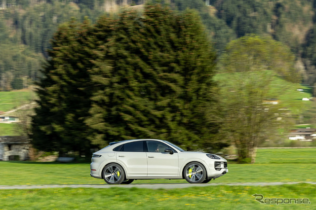 ポルシェ カイエンクーペ Eハイブリッド 改良新型