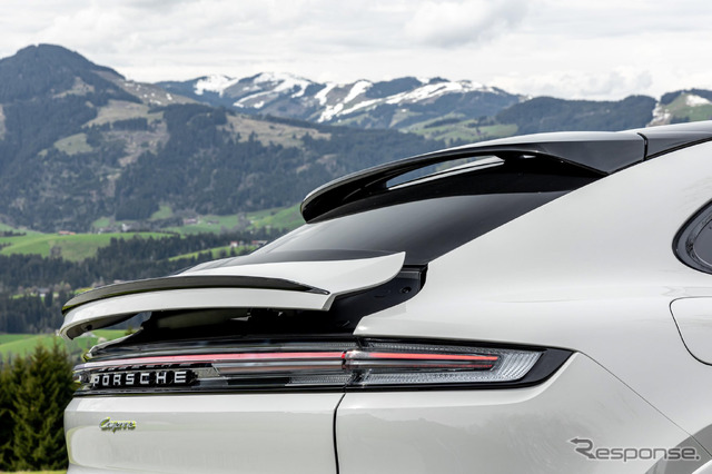 ポルシェ カイエンクーペ Eハイブリッド 改良新型