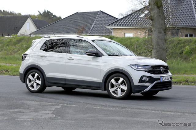 VW T-Cross 改良新型プロトタイプ(スクープ写真)