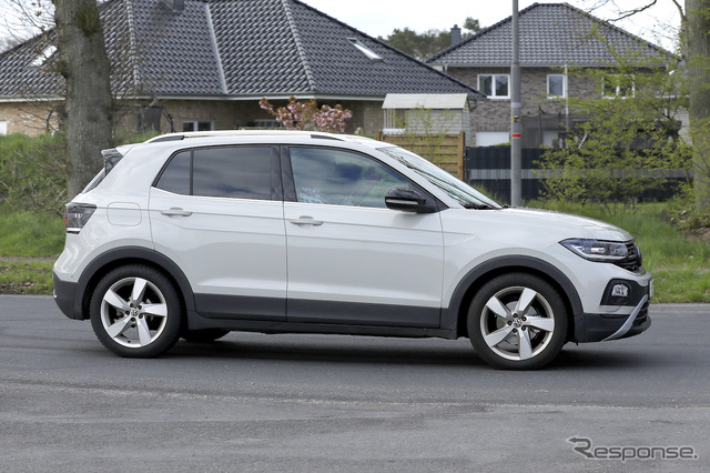 VW T-Cross 改良新型プロトタイプ(スクープ写真)