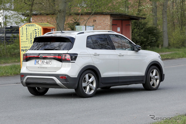 VW T-Cross 改良新型プロトタイプ(スクープ写真)