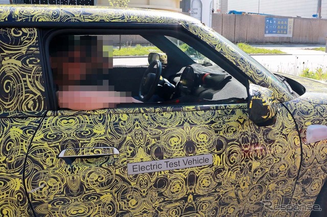 MINI ハッチバックEVのプロトタイプ(スクープ写真)