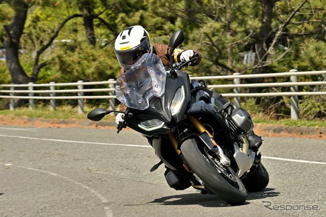 BMW R1250RS