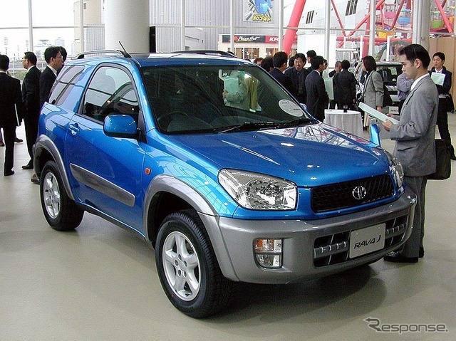 【リコール】ポタッ……トヨタ『RAV4』などに燃料漏れのおそれ