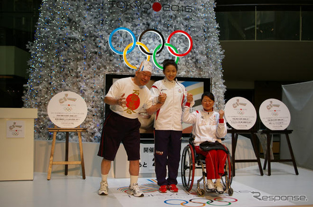 東京オリンピック招致、タクシーに気合いのステッカー