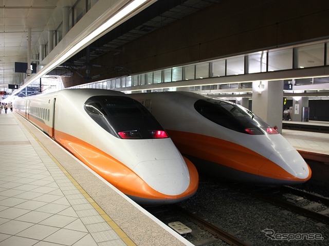 東海道・山陽新幹線の700系をベースに開発された現行の台湾高速鉄道700T形。