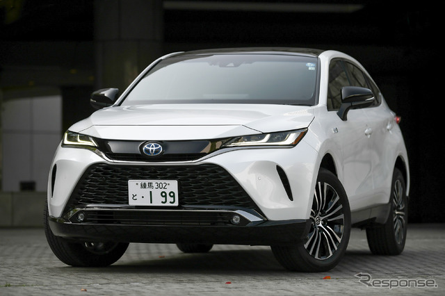 トヨタ ハリアーPHEV