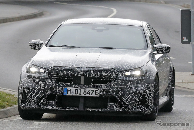 BMW M5 次期型プロトタイプ(スクープ写真)