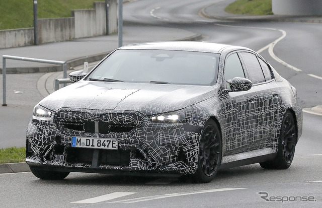 BMW M5 次期型プロトタイプ(スクープ写真)