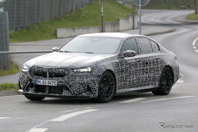 BMW M5 次期型プロトタイプ(スクープ写真)