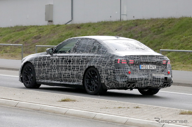 BMW M5 次期型プロトタイプ(スクープ写真)