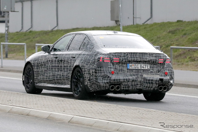 BMW M5 次期型プロトタイプ(スクープ写真)