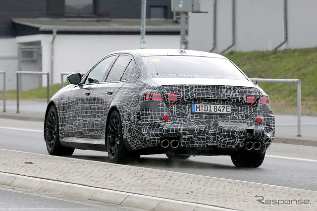 BMW M5 次期型プロトタイプ(スクープ写真)