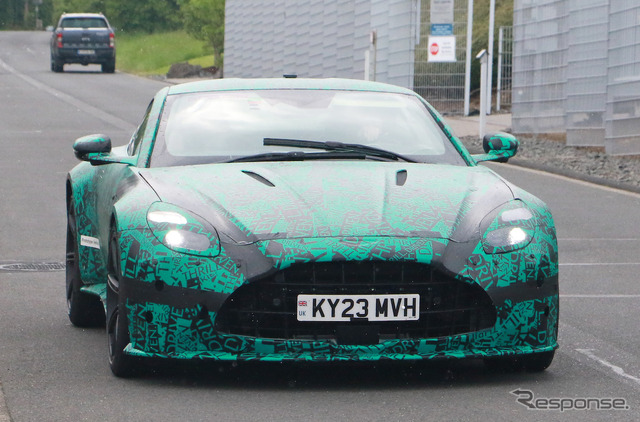 アストンマーティン ヴァンテージ 後継モデルのプロトタイプ(スクープ写真)